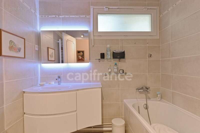 Appartement à MAISONS-LAFFITTE