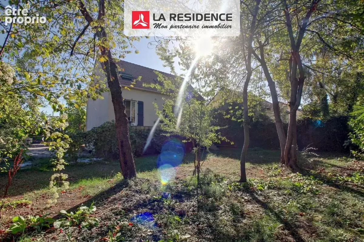 Maison 7 pièces 118 m² à vendre à Les Mureaux (78130) - photo 2