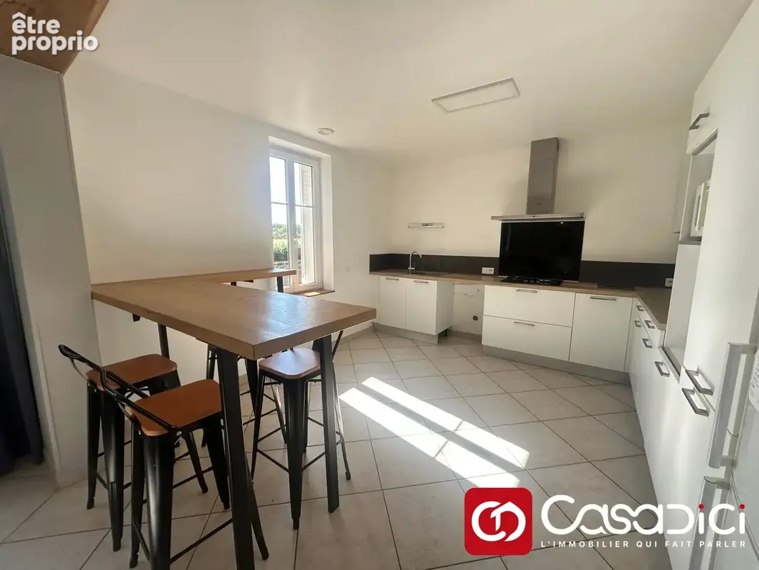 Maison 96 m² à Fours  - photo 2