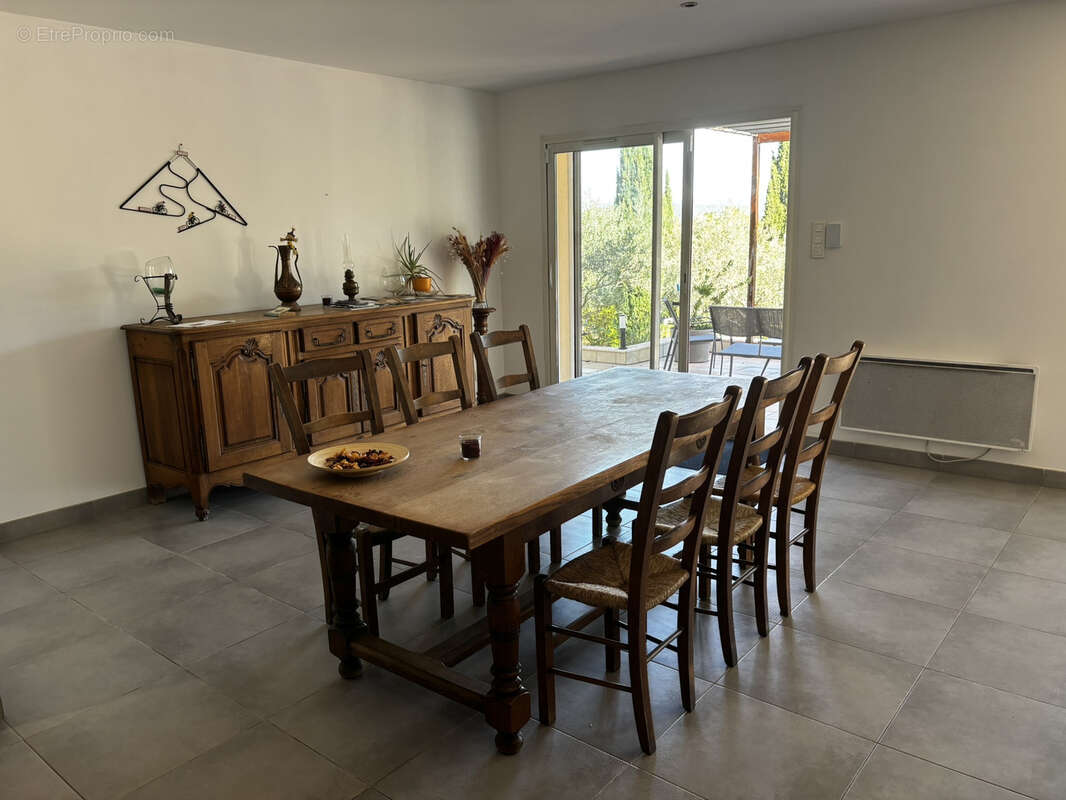 Maison à MALAUCENE