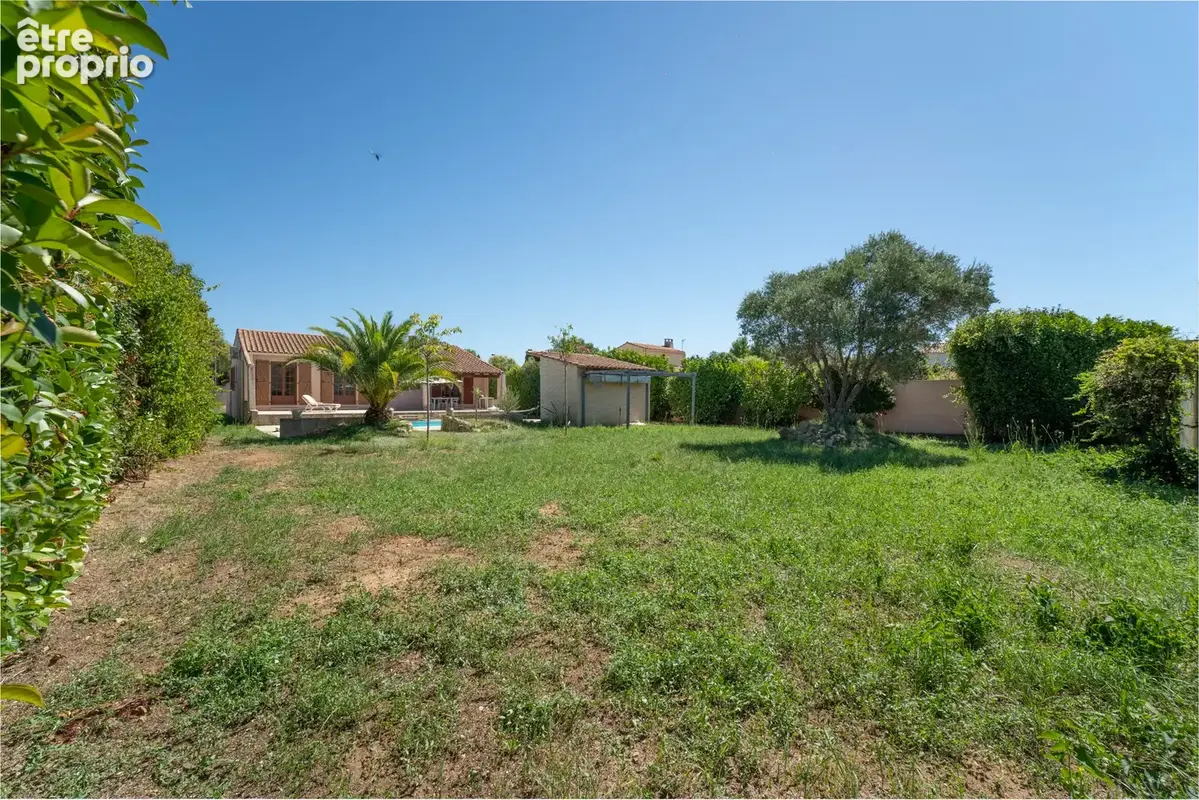 Lunel nord   villa de plain-pied, piscine & 1 048 m2 de terrain constructible - photo 6