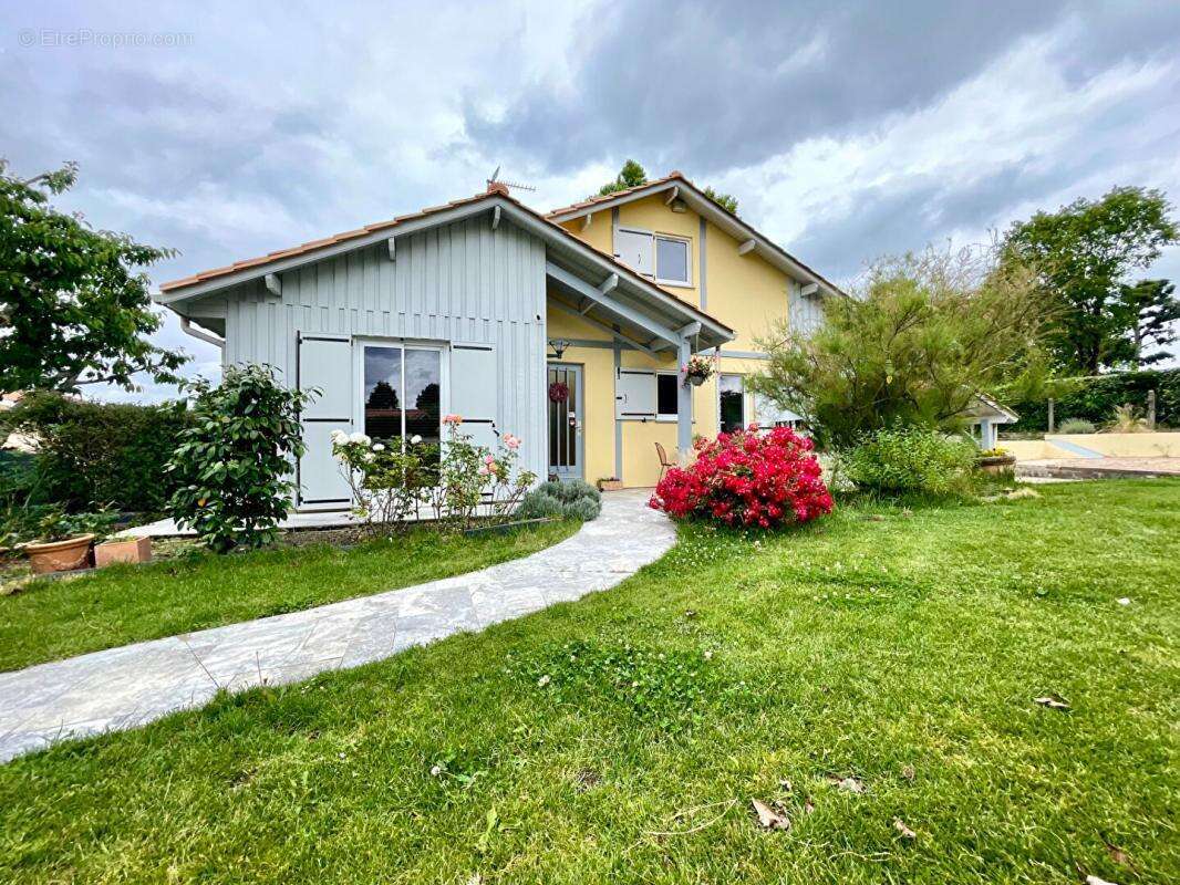 Maison à CESTAS