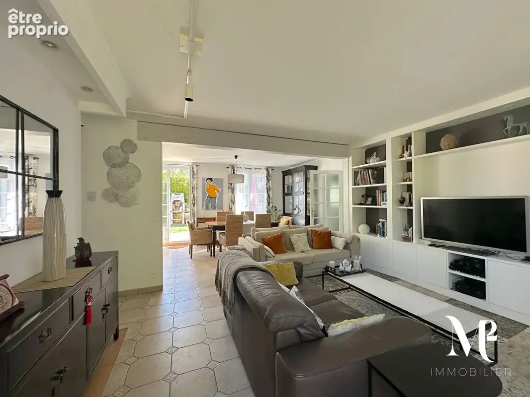 Maison familiale - 142m²  - terrain de 590m² - photo 3