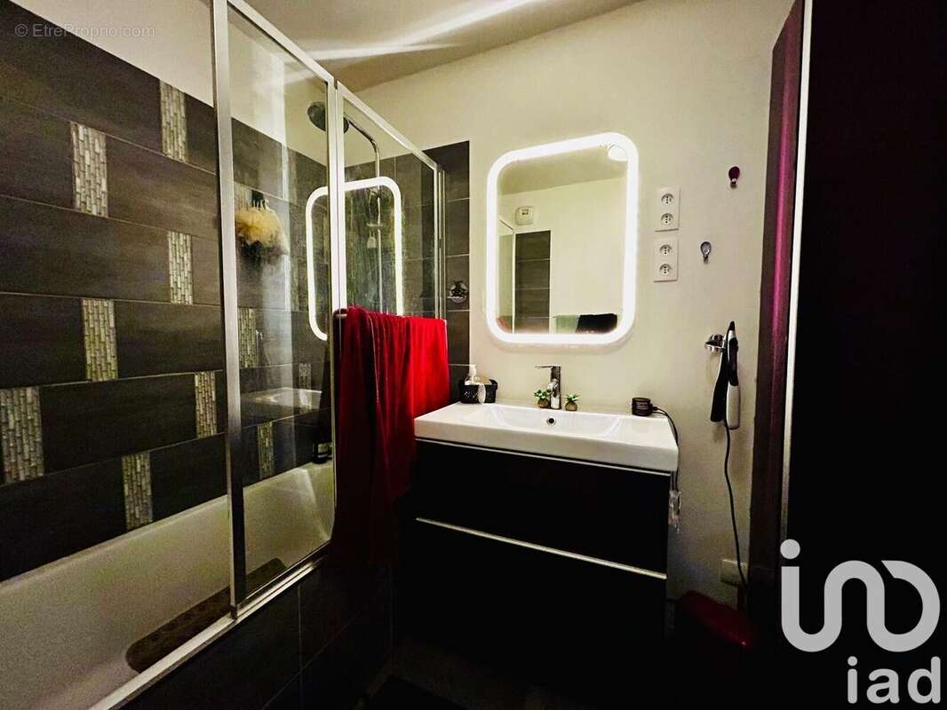 Photo 8 - Appartement à SAULX-LES-CHARTREUX