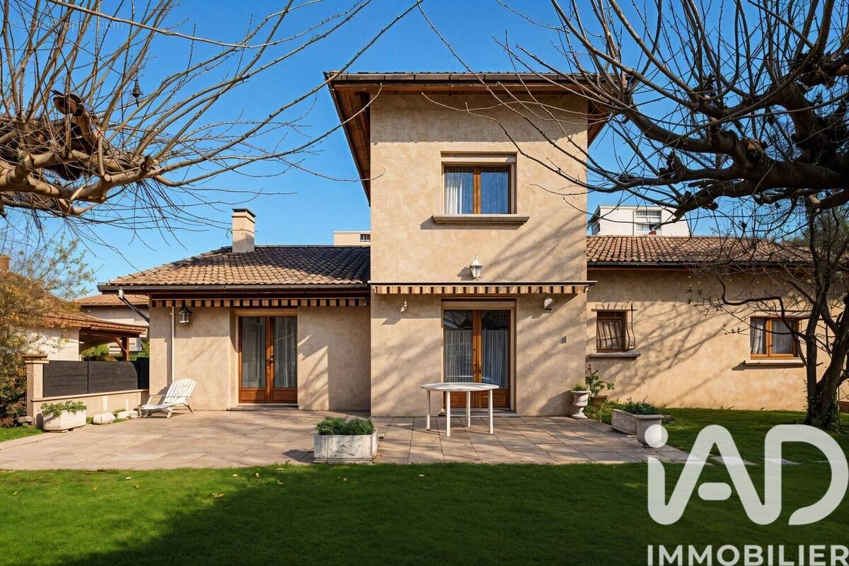 Photo 1 - Maison à SEYSSINS