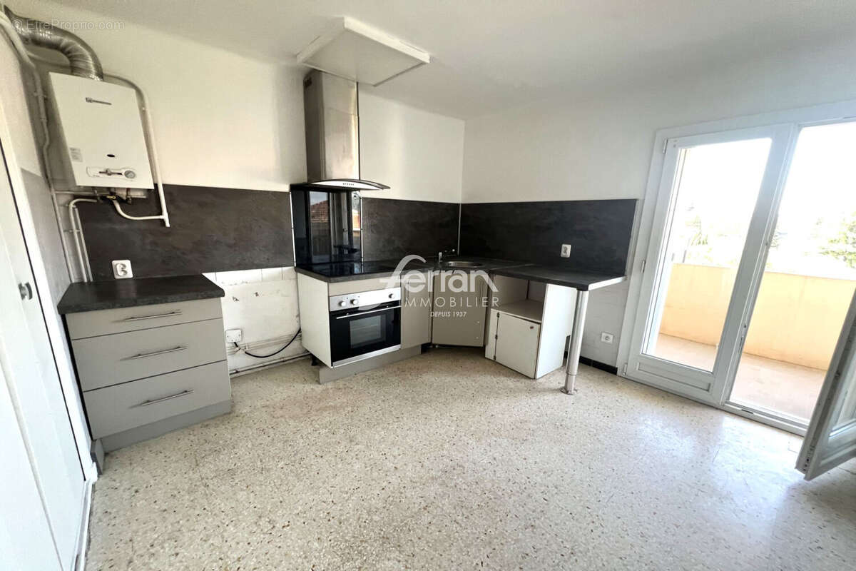 Appartement 62 m² à Draguignan  - photo 3
