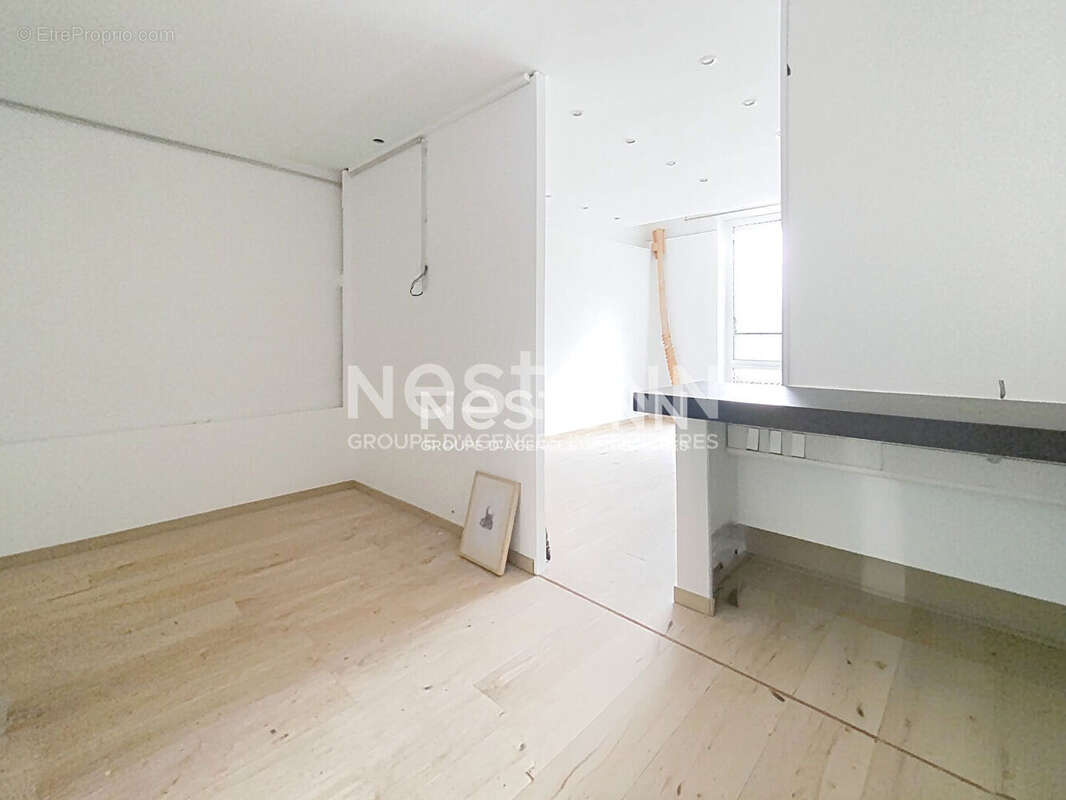 Immeuble - 600m2 - locaux - centre ville - vallauris - photo 3