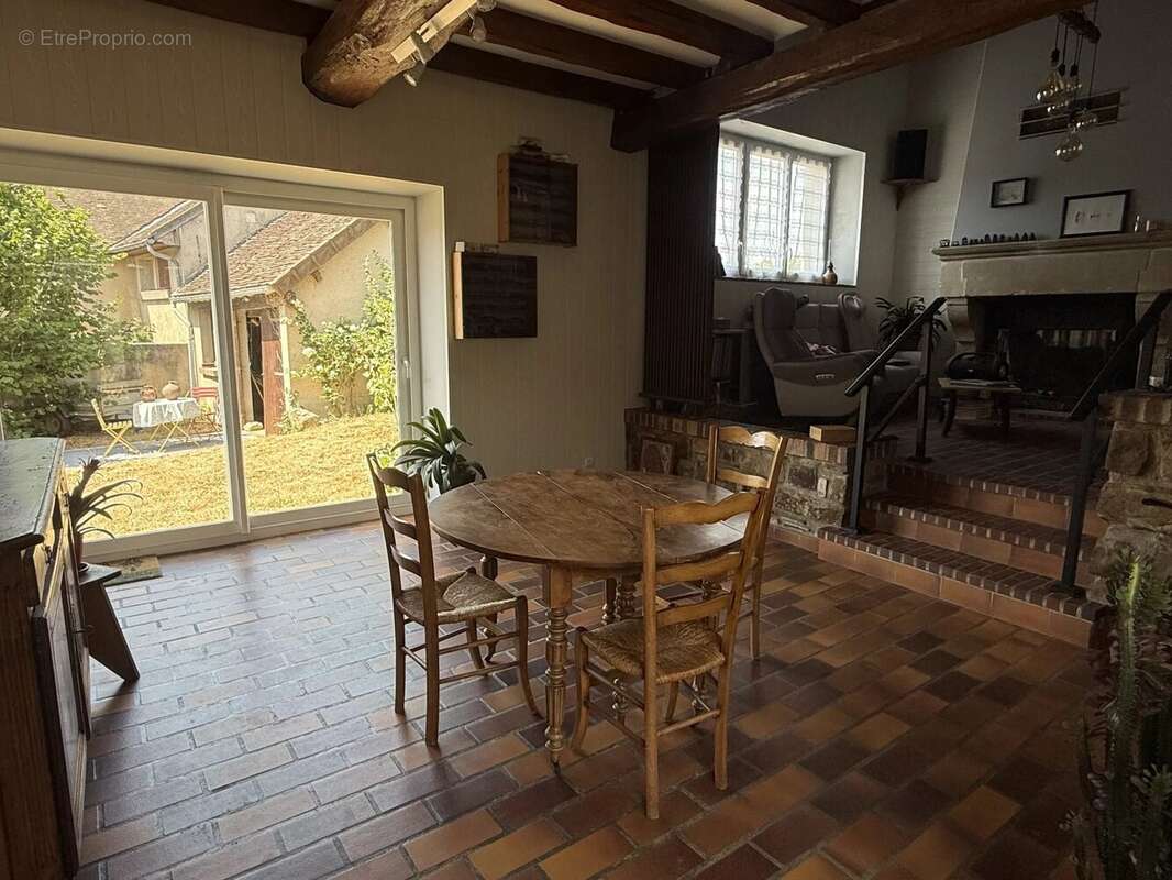 Longère de caractère – 5 chambres – 163 m² – Villeblevin - photo 2