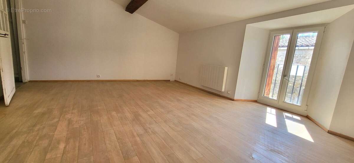 Maison à LADERN-SUR-LAUQUET