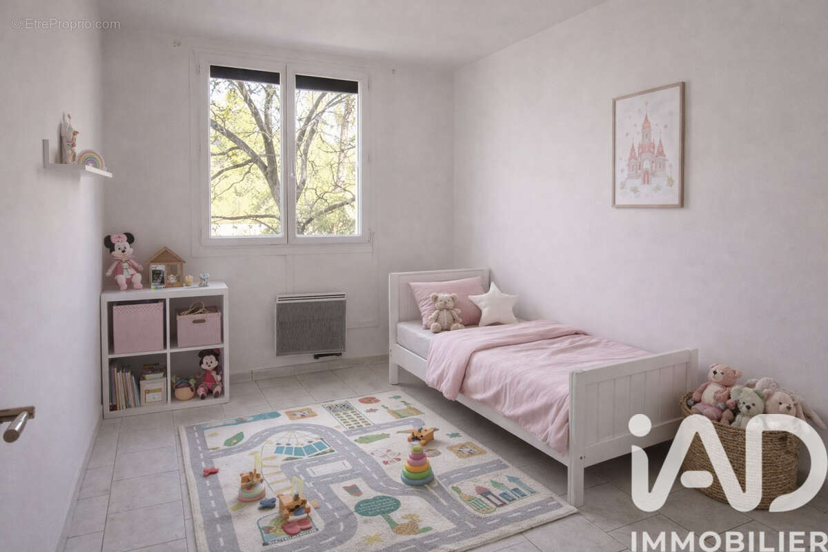 Photo 9 - Appartement à SALON-DE-PROVENCE