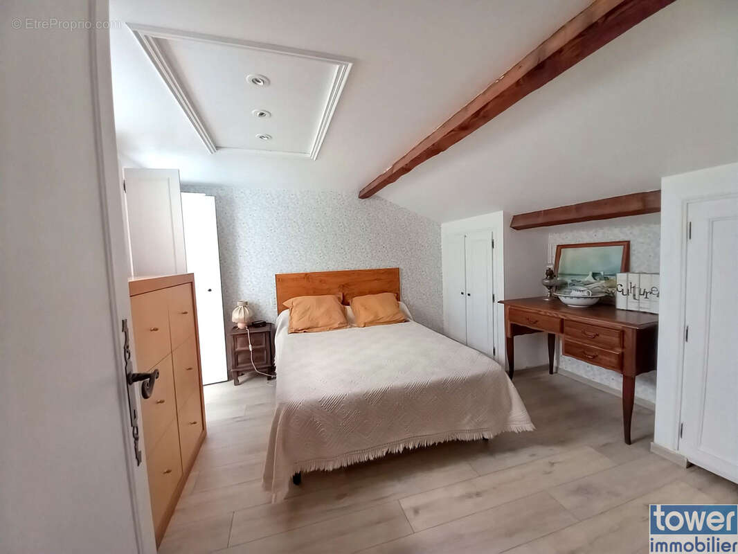 Maison à LAMALOU-LES-BAINS