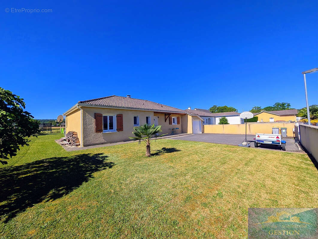 Maison à OSSUN