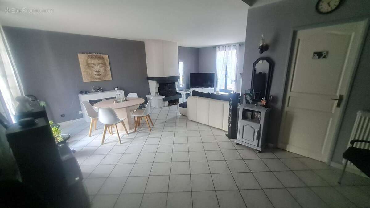 Maison à SAINT-OUEN-L'AUMONE