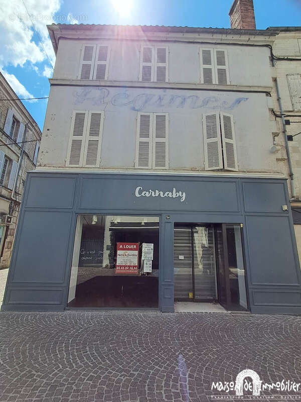 A vendre à COGNAC (Charente) - Immeuble locatif à titre d'investissement - 3 Lots - 335m2 - photo 3