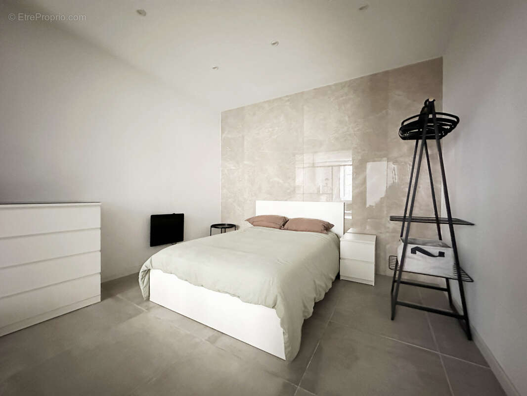 Appartement à MARSEILLE-6E