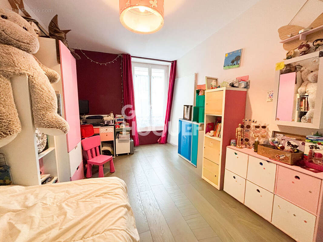 Appartement à CORBEIL-ESSONNES