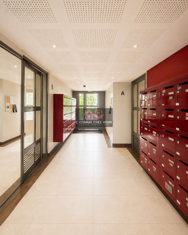 Appartement de deux pièces avec balcon et parking - photo 7