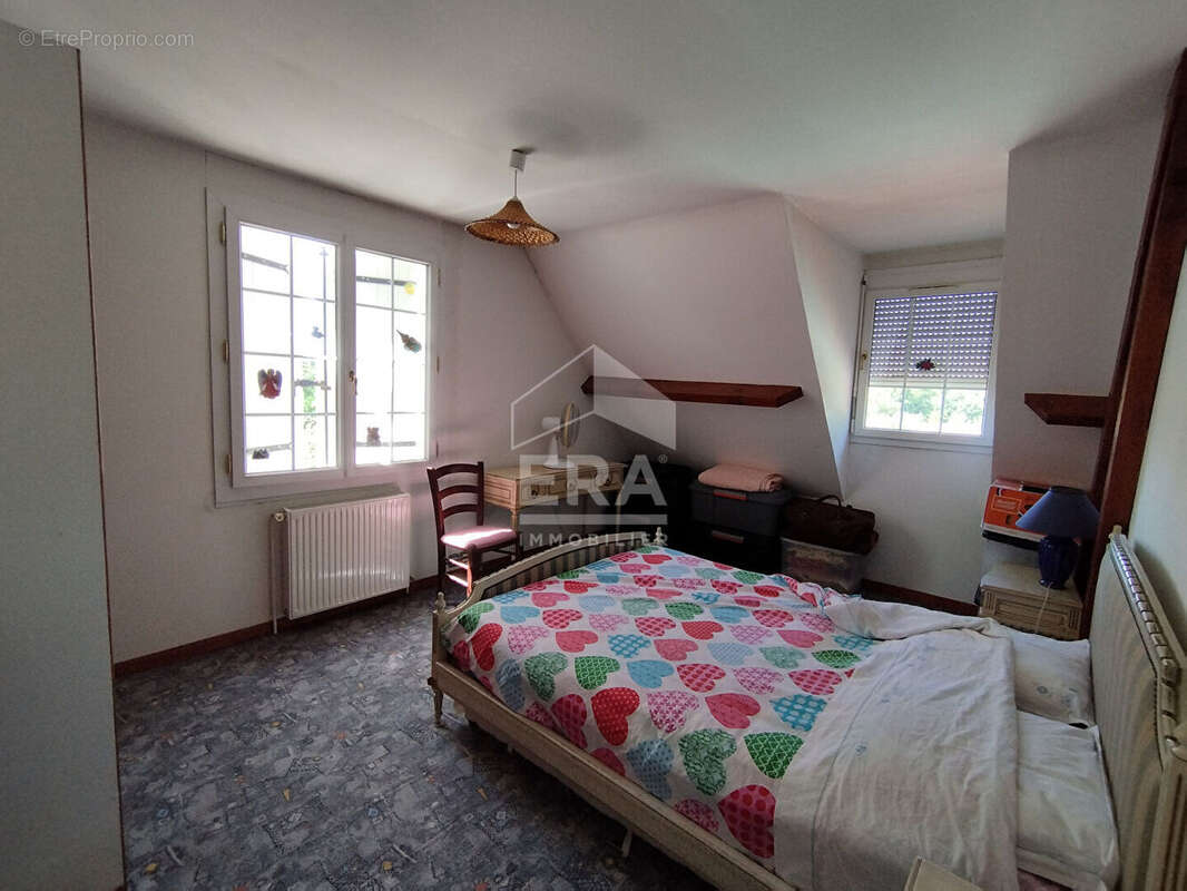 Maison à MONTPON-MENESTEROL