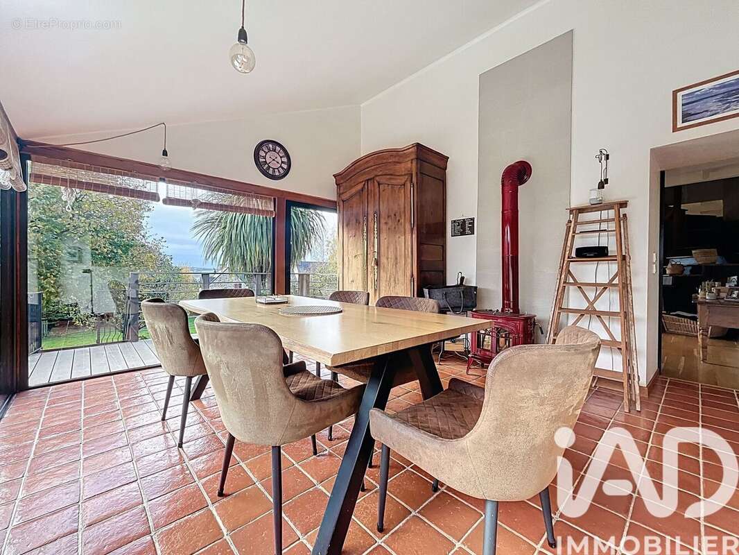 Photo 3 - Maison à LA VILLE-ES-NONAIS