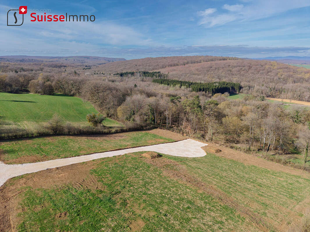 Terrain à MONTENOIS