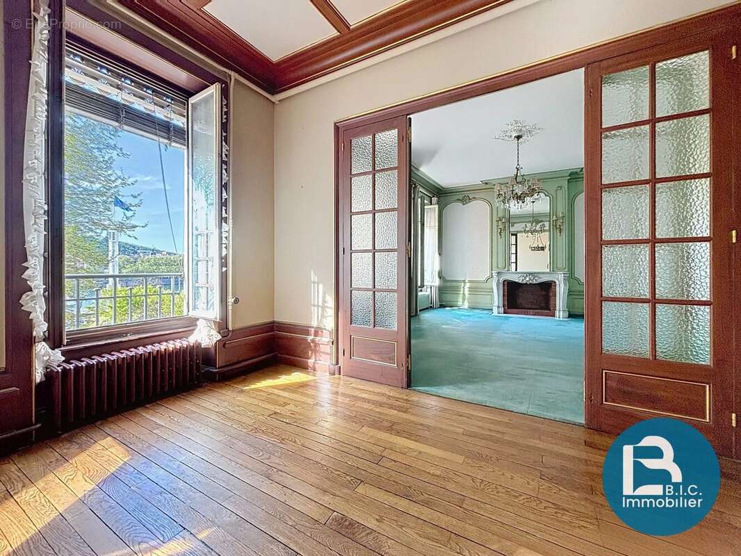 Appartement à LYON-7E