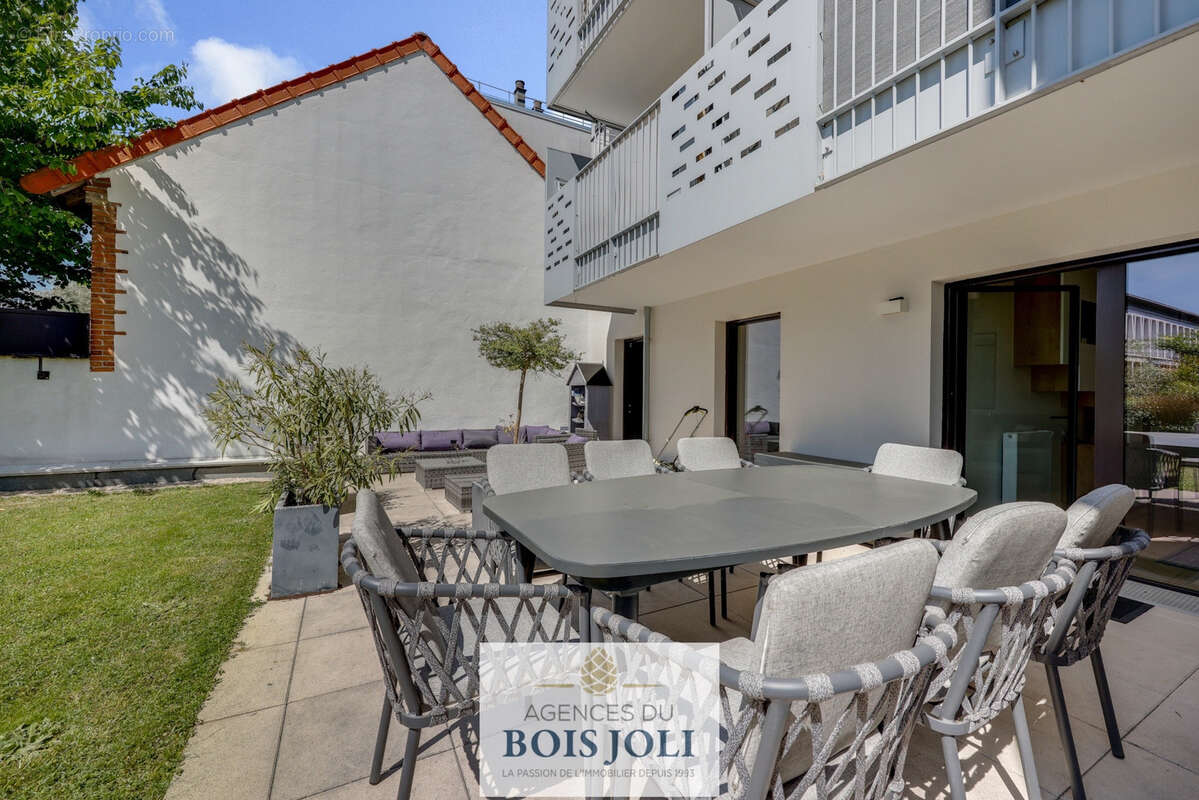 Appartement à ISSY-LES-MOULINEAUX