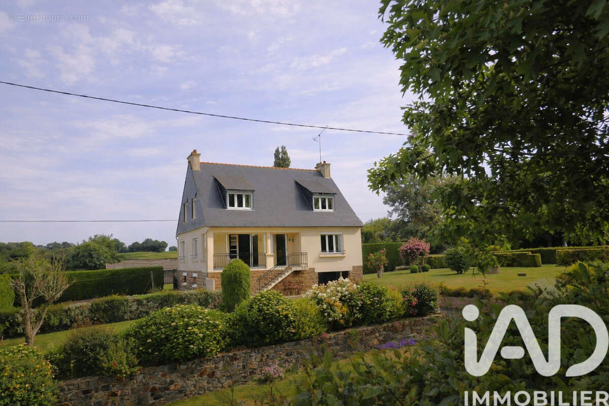 Maison 115 m² à Pommerit-Le-Vicomte  - photo 4