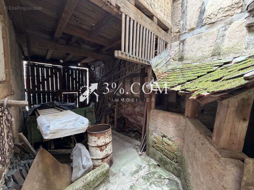 3%.com - en exclusivité - à bouxwiller maison mitoyenne à r - photo 8