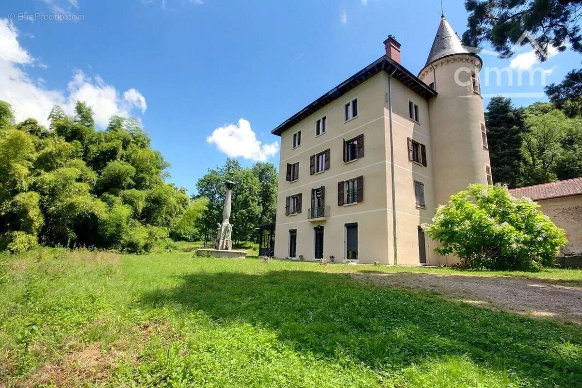 Appartement à SAINT-MARTIN-D'HERES