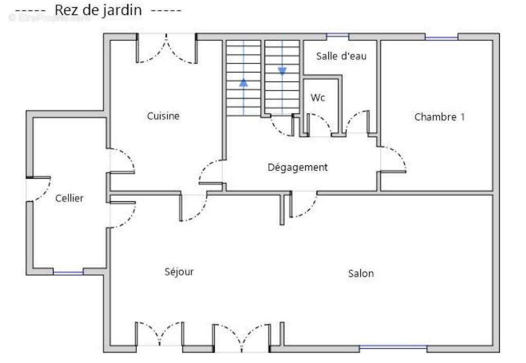 Maison à CHATEAUNEUF-DU-FAOU