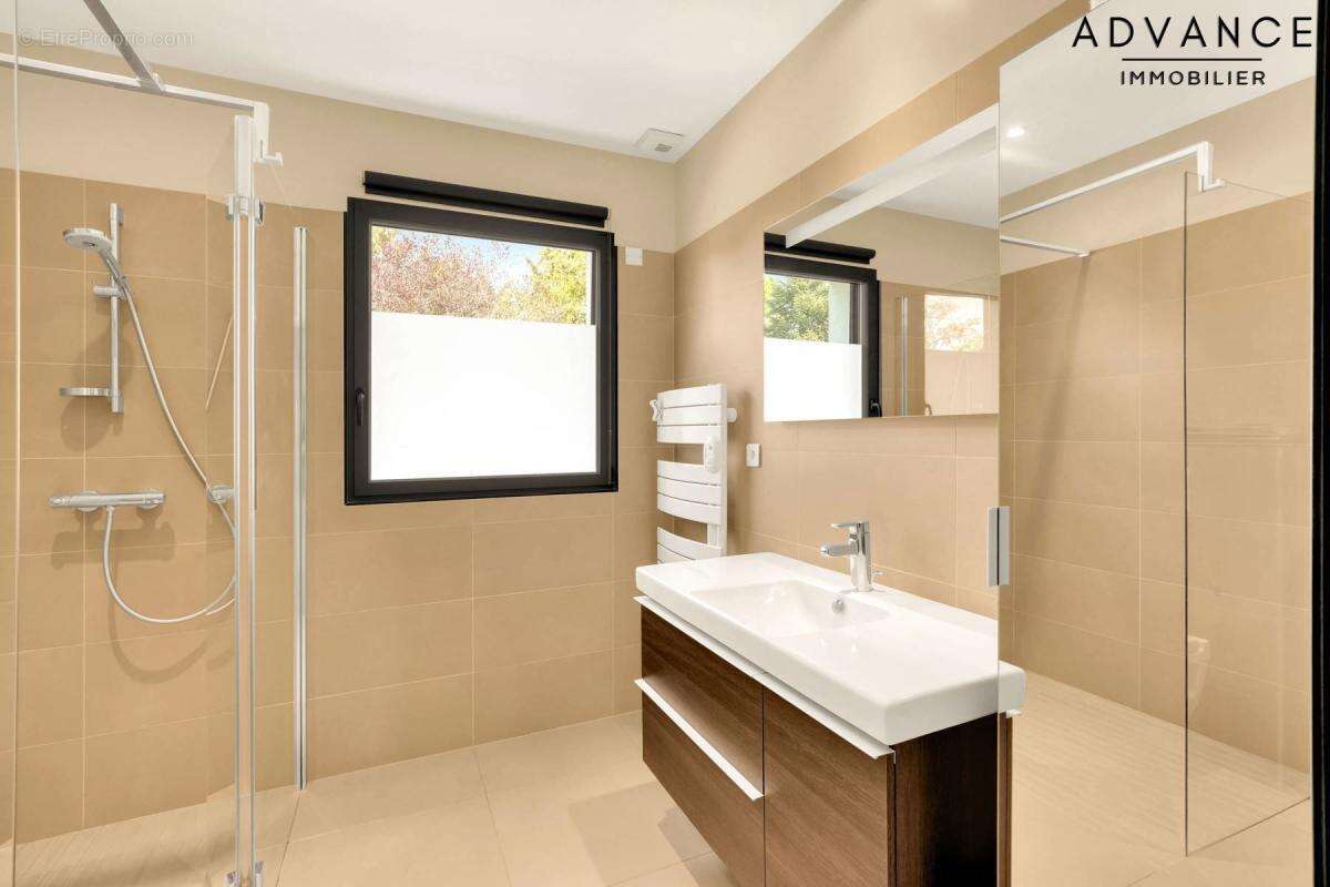 Maison à SAINT-NAUPHARY