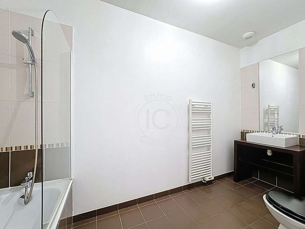 Appartement à SAINTE-FOY-LES-LYON