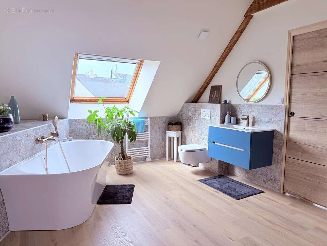 Maison à CLOHARS-CARNOET