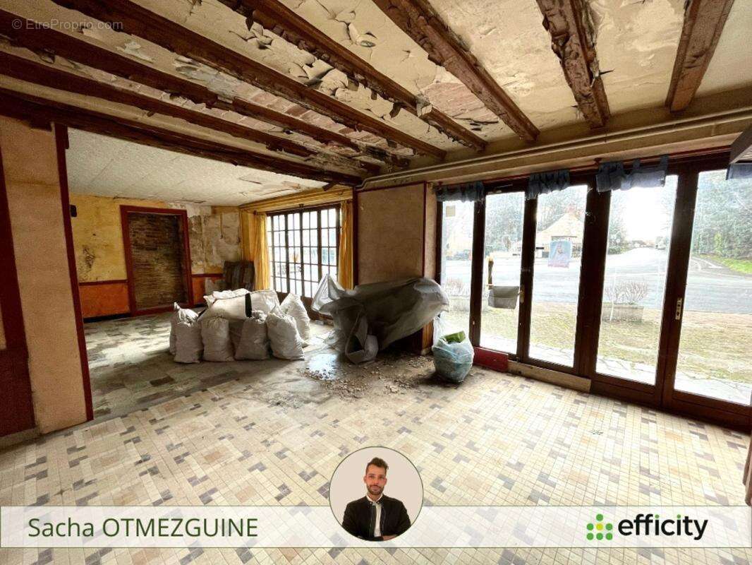 Maison à MEZIERES-EN-BRENNE