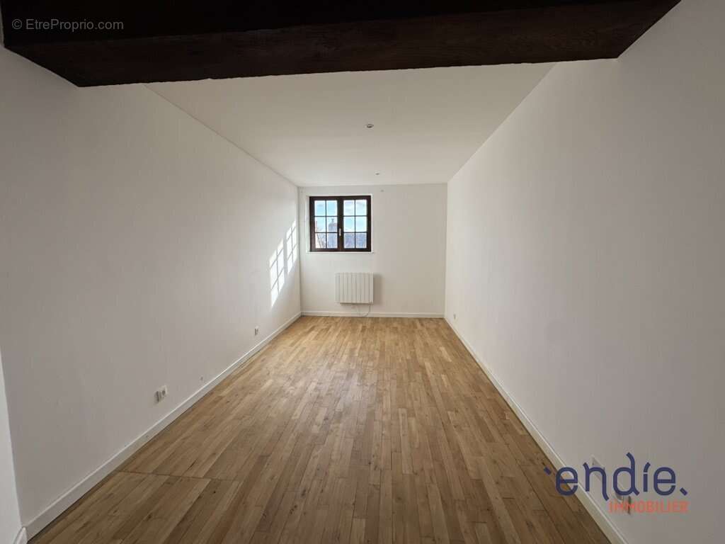 Maison à BRESSOLLES