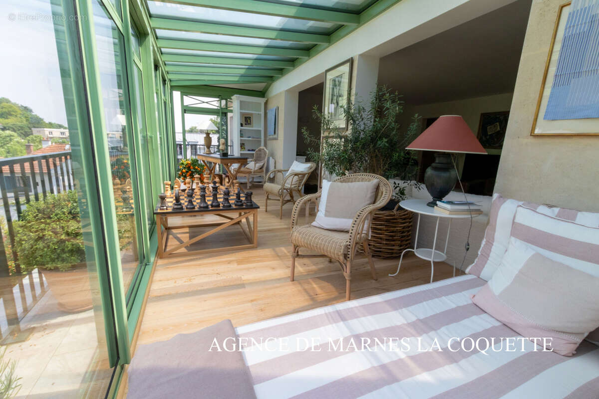 Appartement à VILLE-D'AVRAY