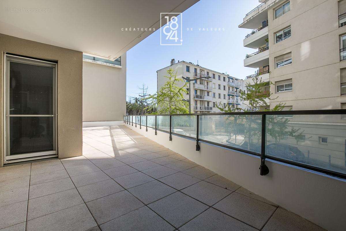 Appartement à MARSEILLE-8E