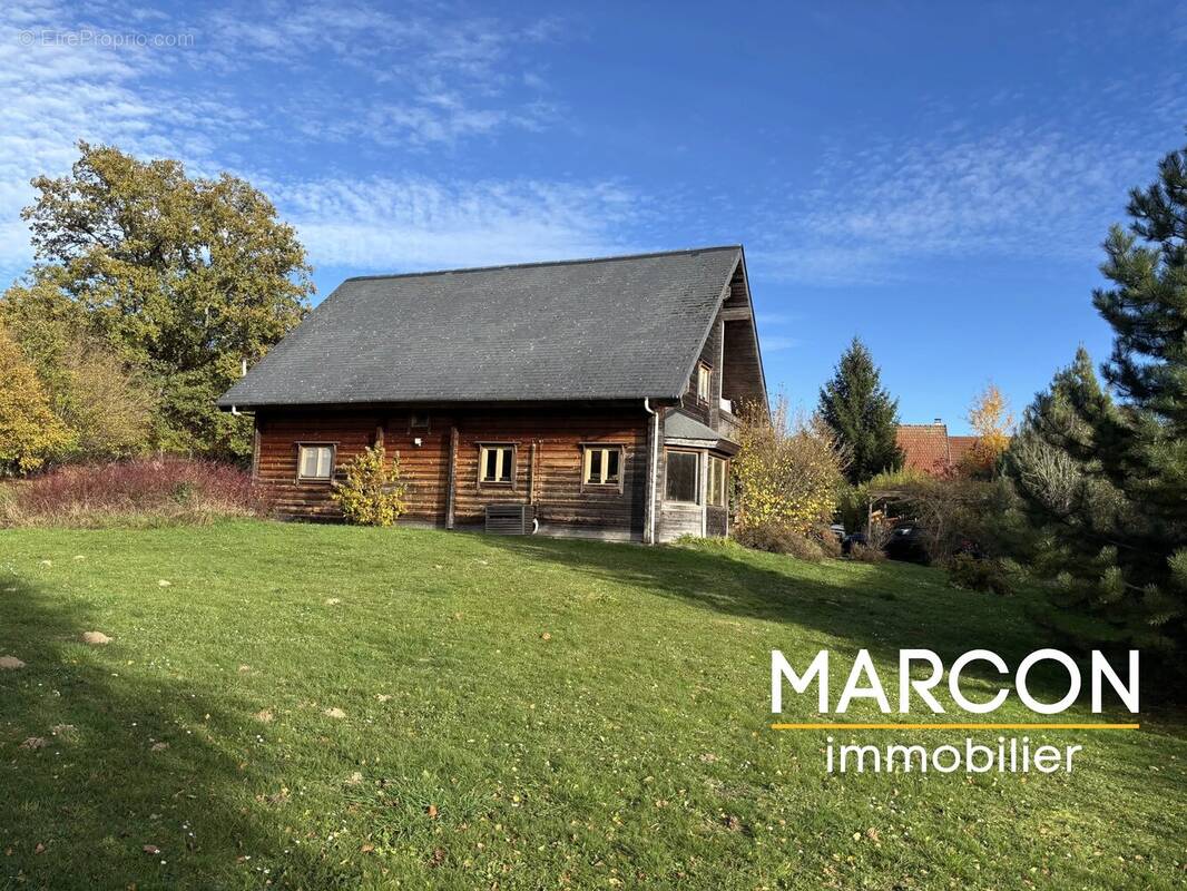 Maison à AUZANCES