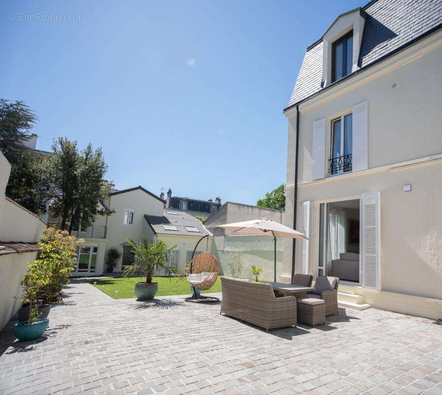 Maison à FONTENAY-SOUS-BOIS