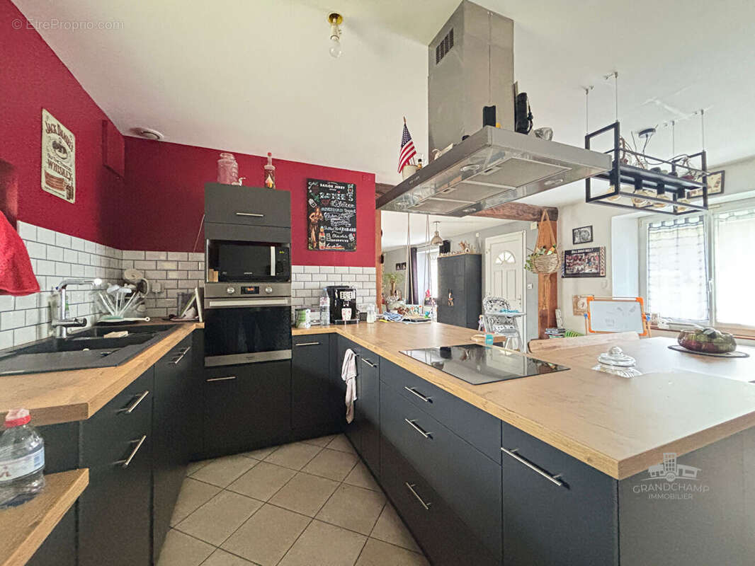 Maison à TREILLIERES