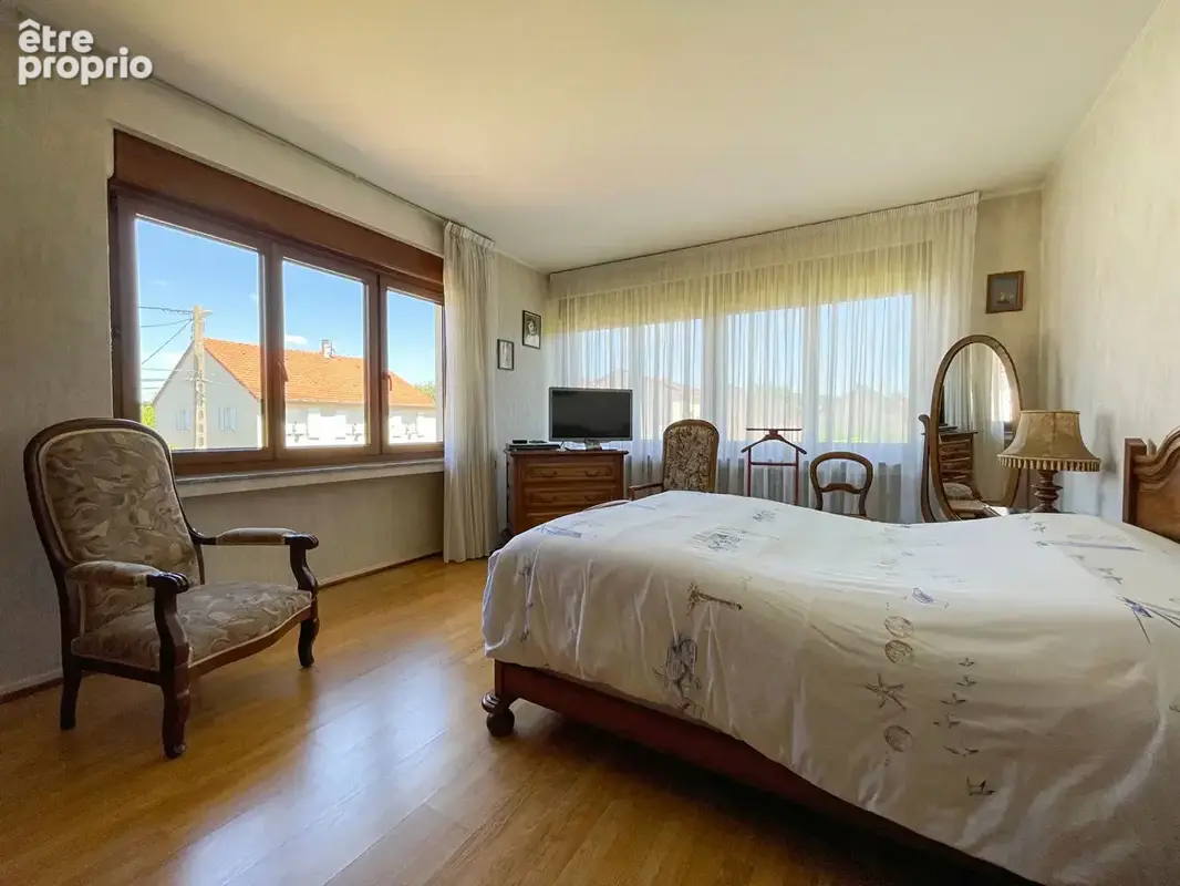 Maison individuelle de 9 pièces sur 220 m2 à Ancy Dornot - photo 6
