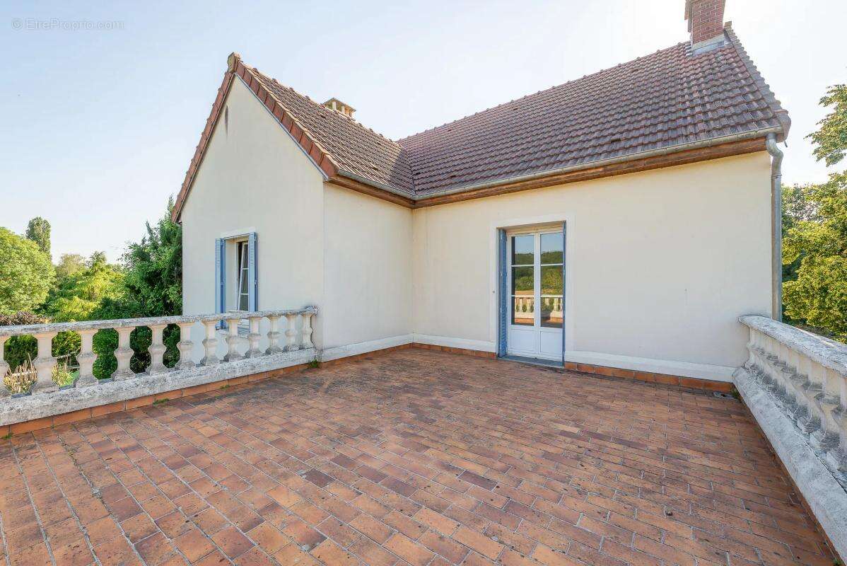 Maison de 8 pièces de 190 m² à Luzancy - photo 14