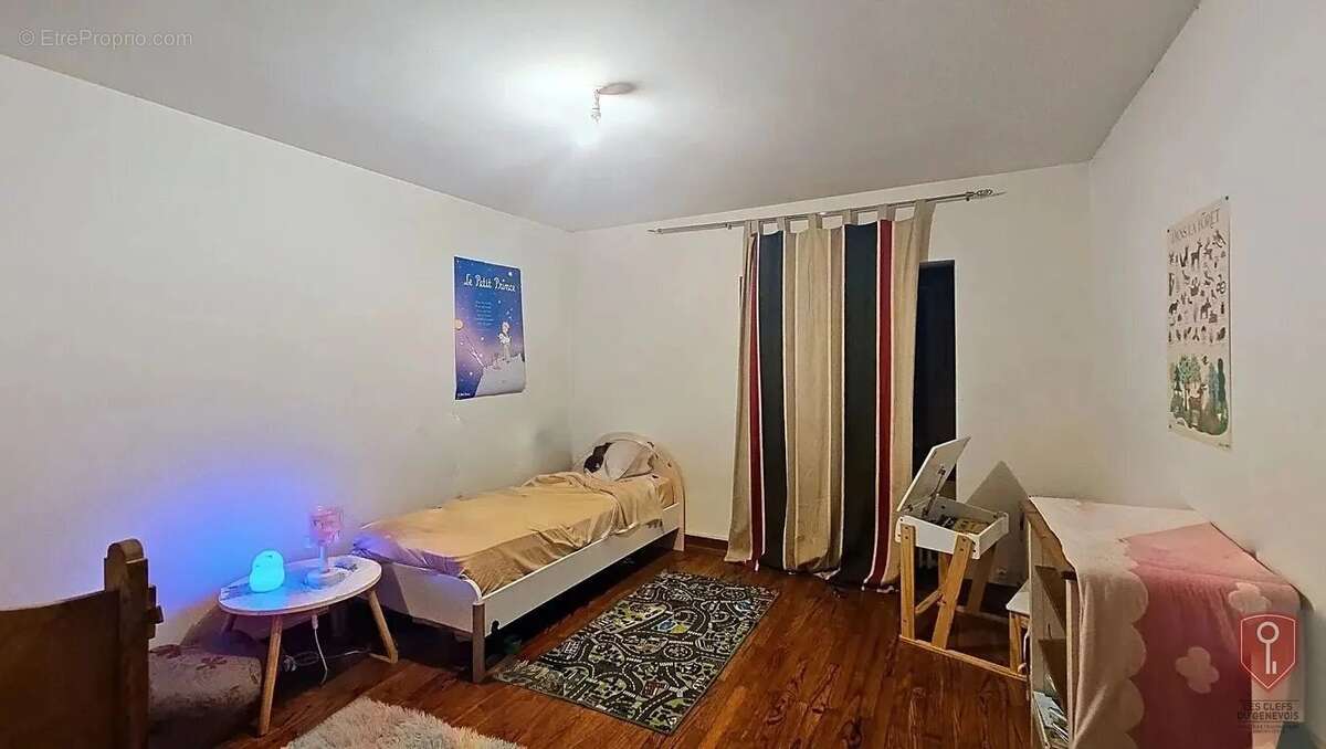 Maison à VILLE-LA-GRAND