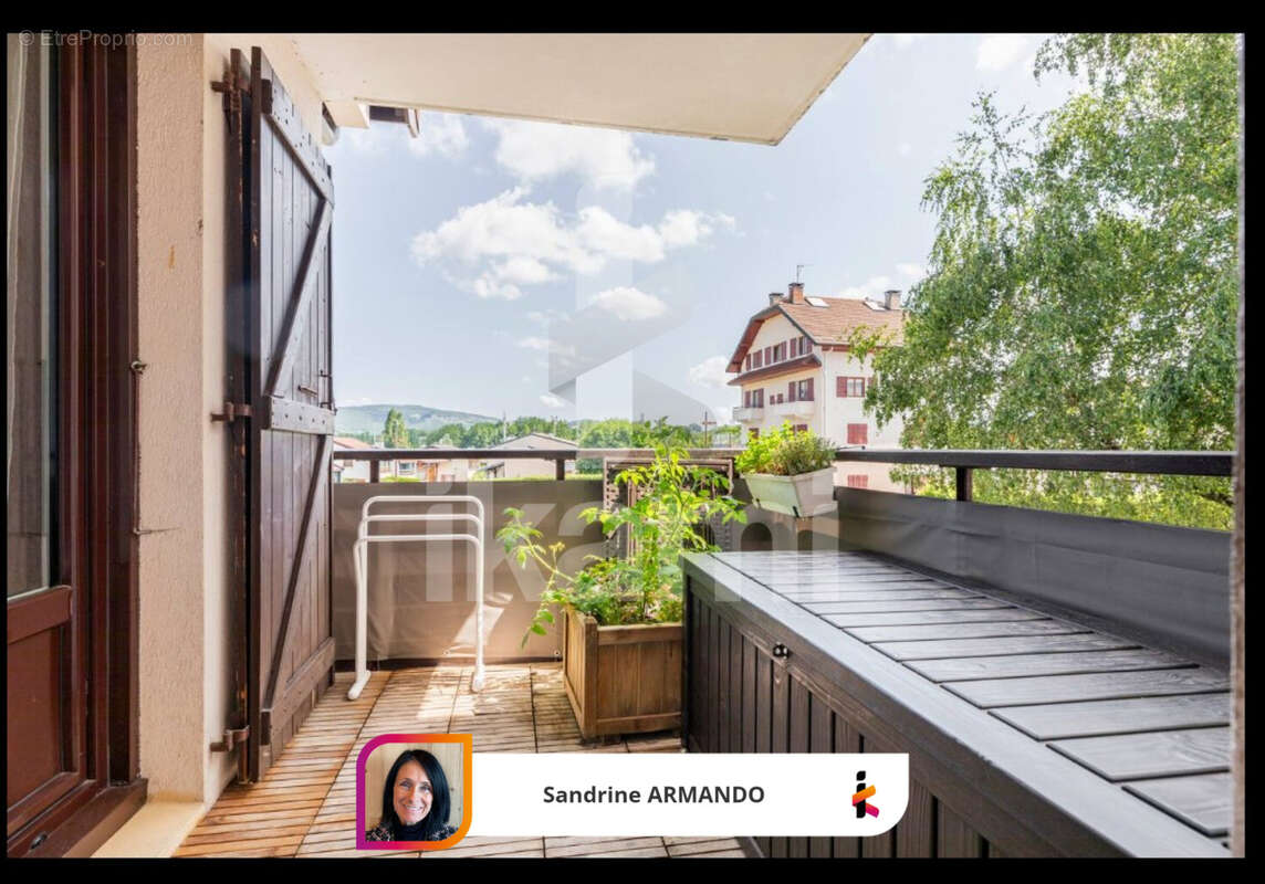 Appartement à POISY