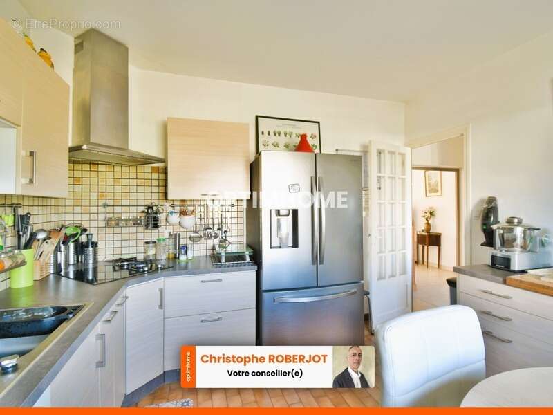 Maison à CHAMPFORGEUIL