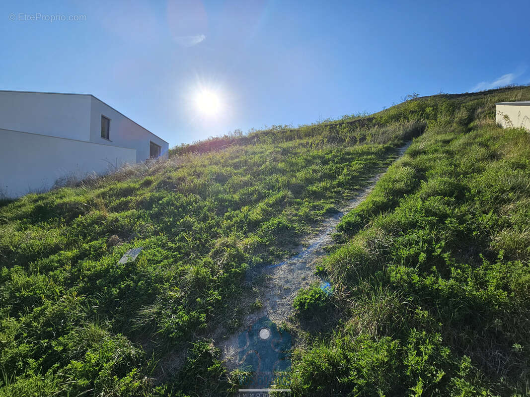 Terrain à CLERMONT-FERRAND