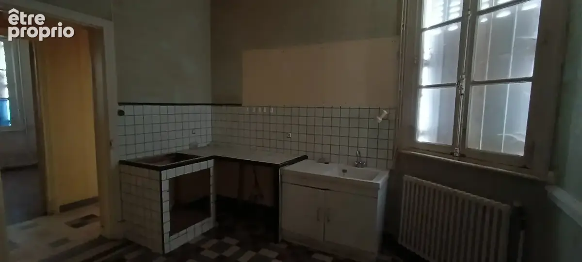 Ensemble Immobilier : Local Commercial (132 m2) + Logement Attenant (156 m2) - photo 9