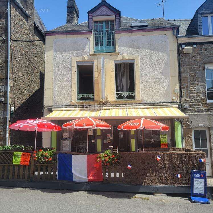 Bar et habitation centre ville Gorron - photo 3