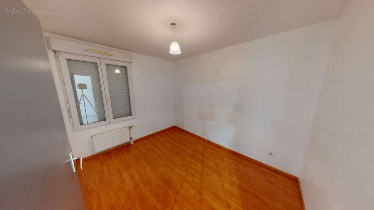 Appartement à DOMENE