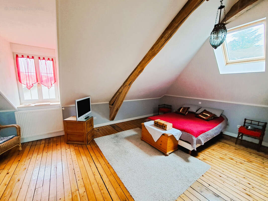 Maison à MONTEREAU-FAULT-YONNE